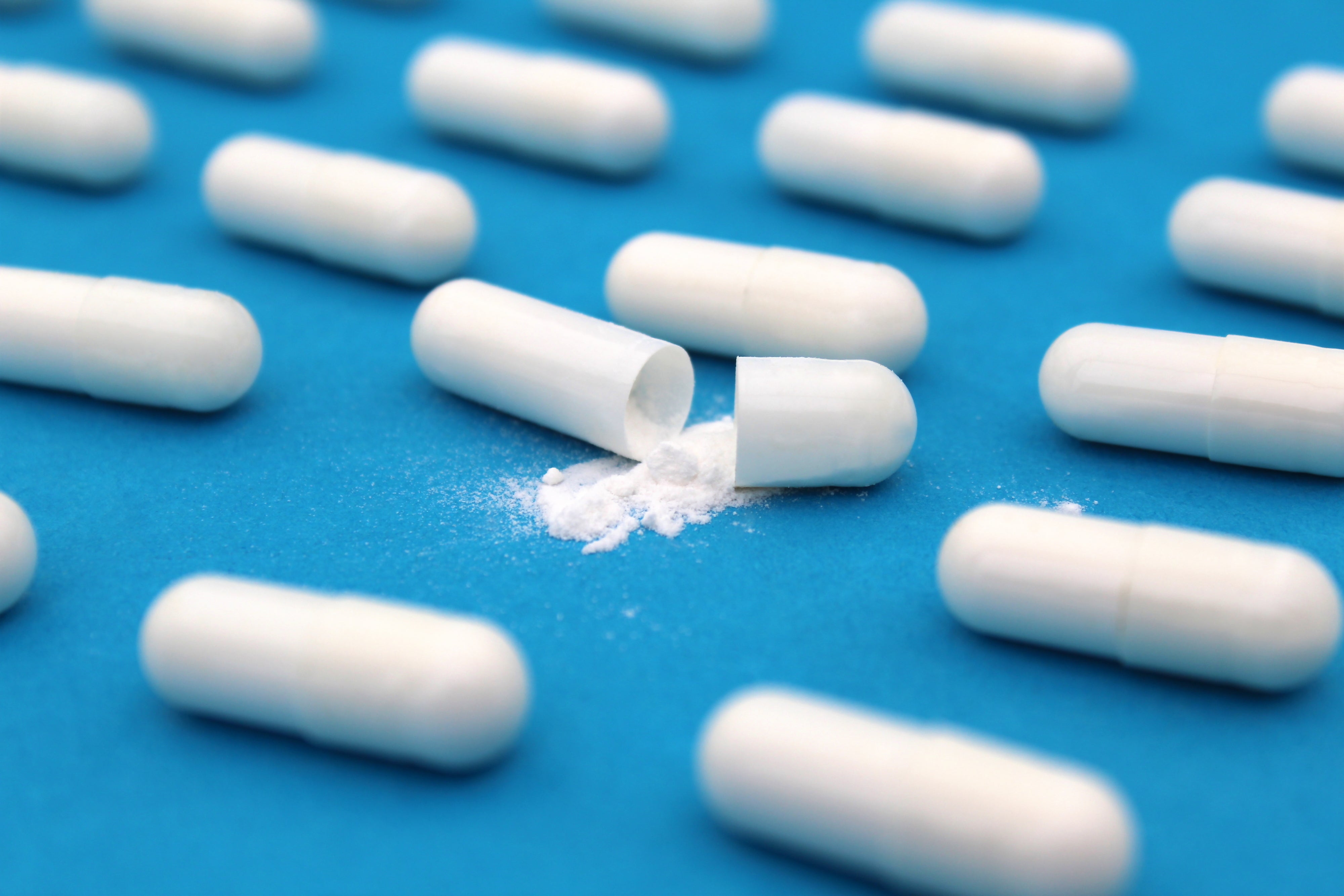 Unlocking the Power of L-Glutamine: A Vital Supplement for Women's Health